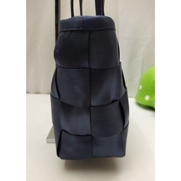 Harveys The Original Seatbelt Dark Blue Nylon Double Handle Tote Shoulder Bag - Picture 4 of 13